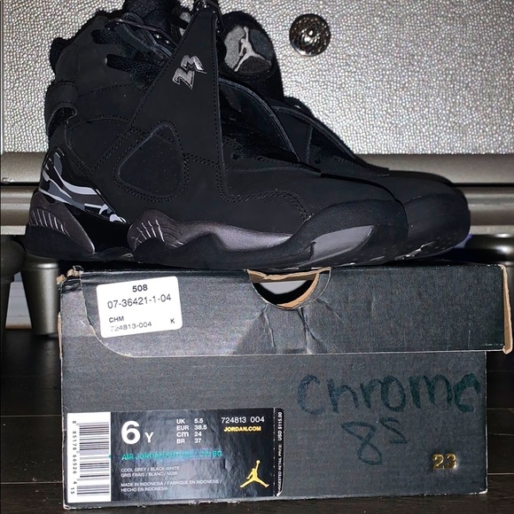 Air Jordan 8 Retro Chrome - Picture 3 of 4